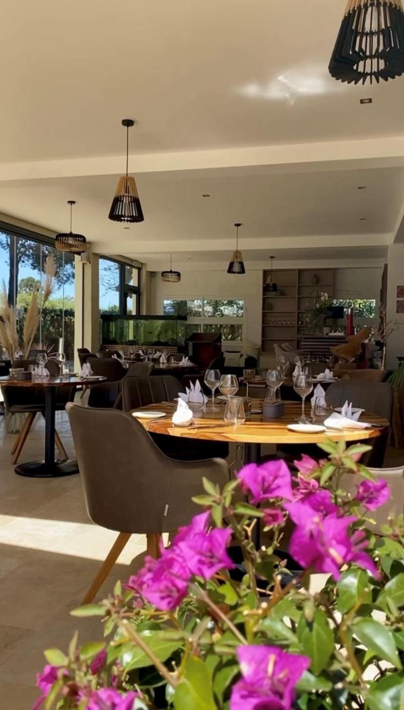Hotel De La Mer Hyeres Ngoại thất bức ảnh