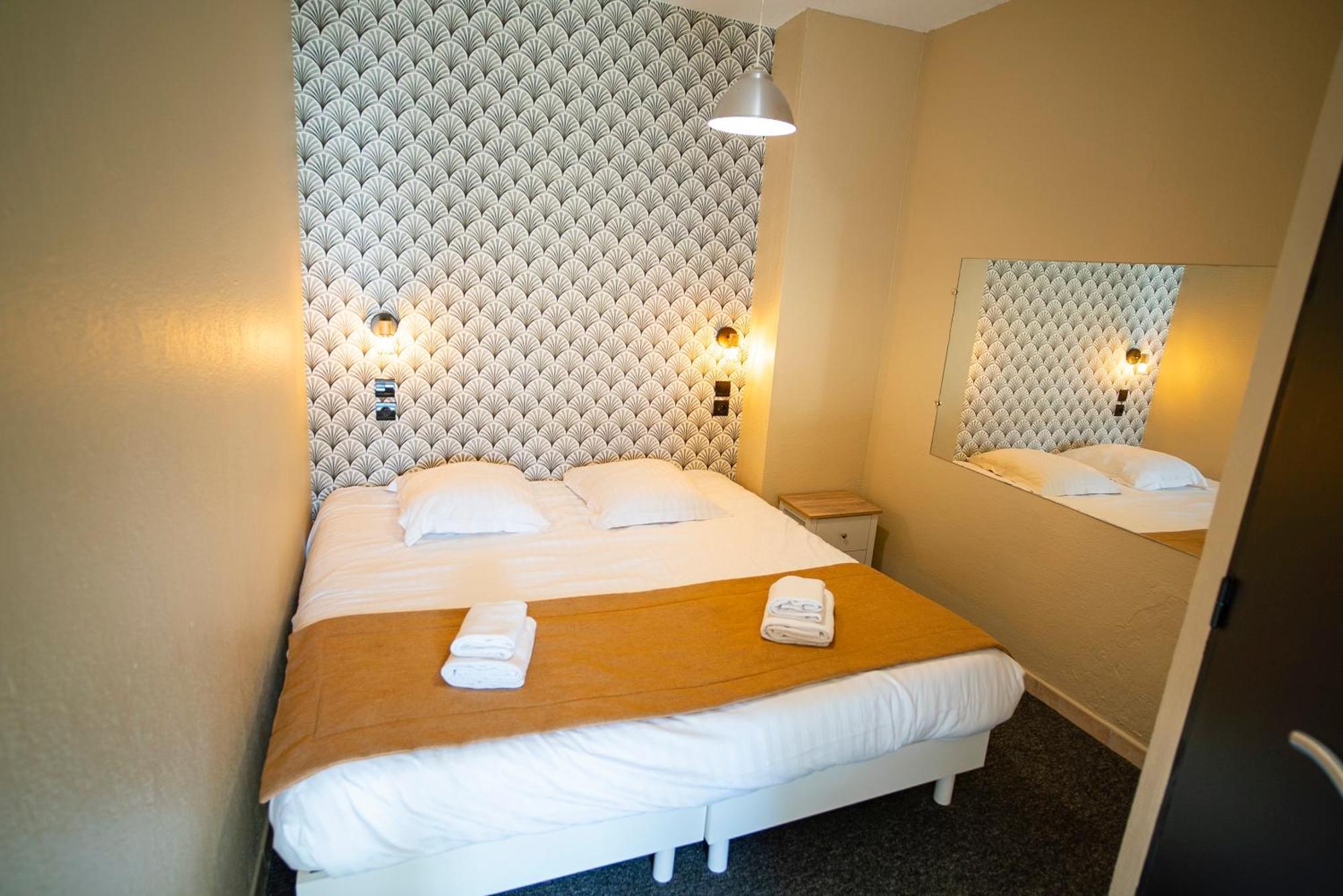 Hotel De La Mer Hyeres Ngoại thất bức ảnh